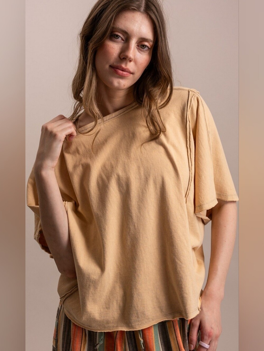 #1865 Blue Velvet Free Spirit Raw Edge Tee – Taupe